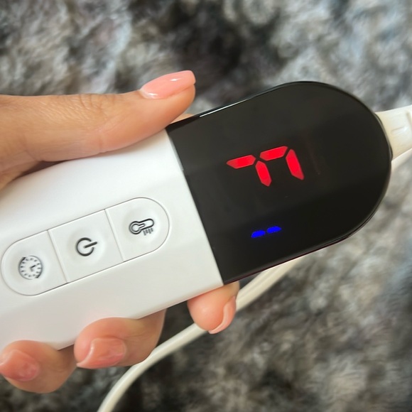 MAXEVE Throw Faux Rabbit Fur Blanket - Picture 3 of 4